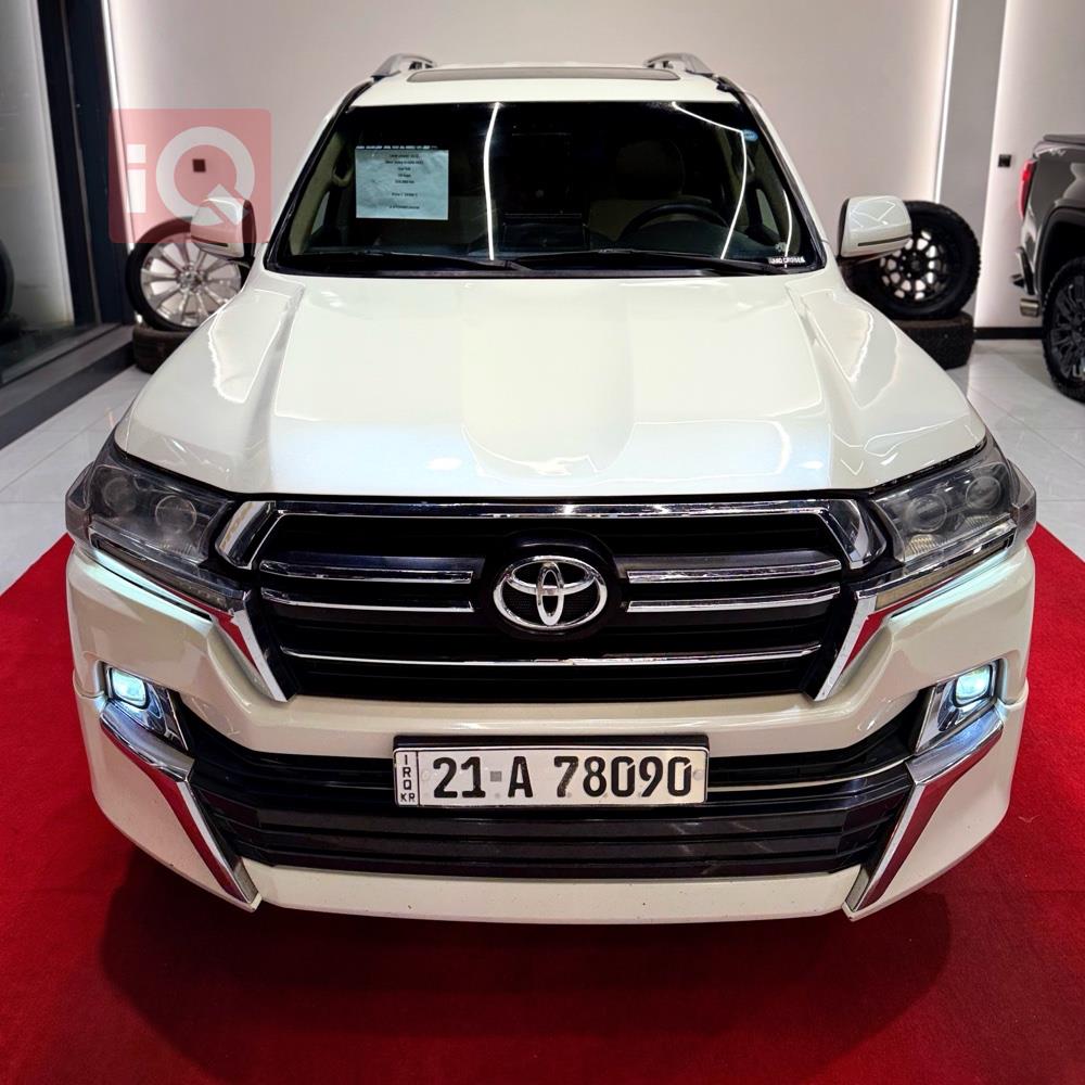 تويوتا لاندكروزر